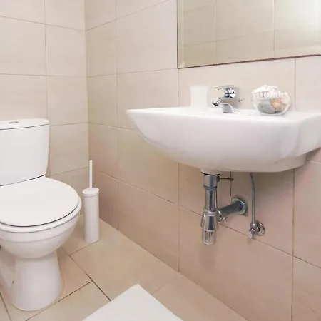 Vilă Kppos20 *